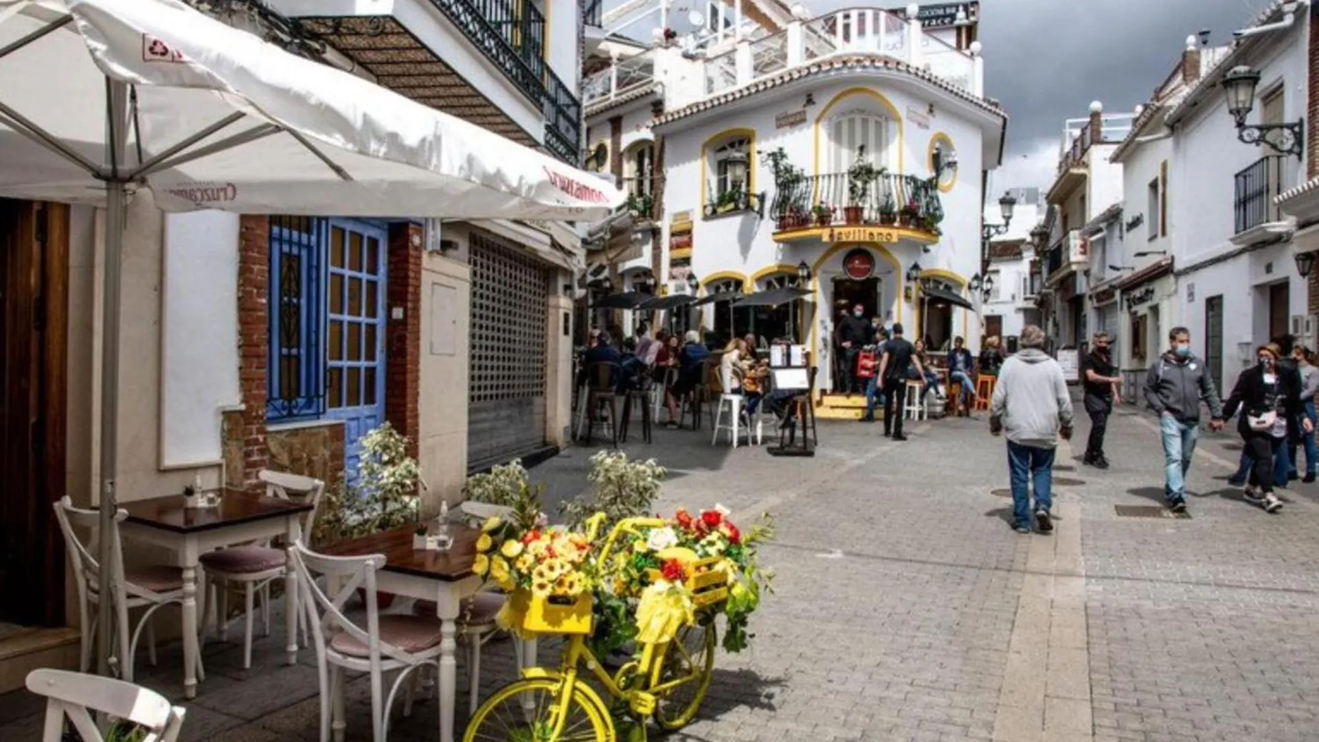 Estudio Jimena Calahonda En El Centro De Nerja España