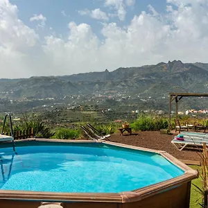 https://casa-rural-la-caldera-arbejales.in-canary-islands.com